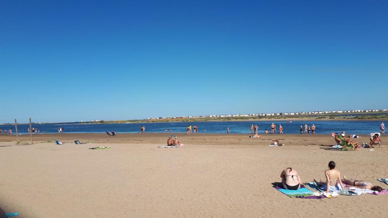 Studio Cabine Avec Jardinet A 30 M De La Plage, Au Calme. Груисан Екстериор снимка