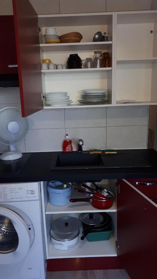 Studio Cabine Avec Jardinet A 30 M De La Plage, Au Calme. Груисан Екстериор снимка